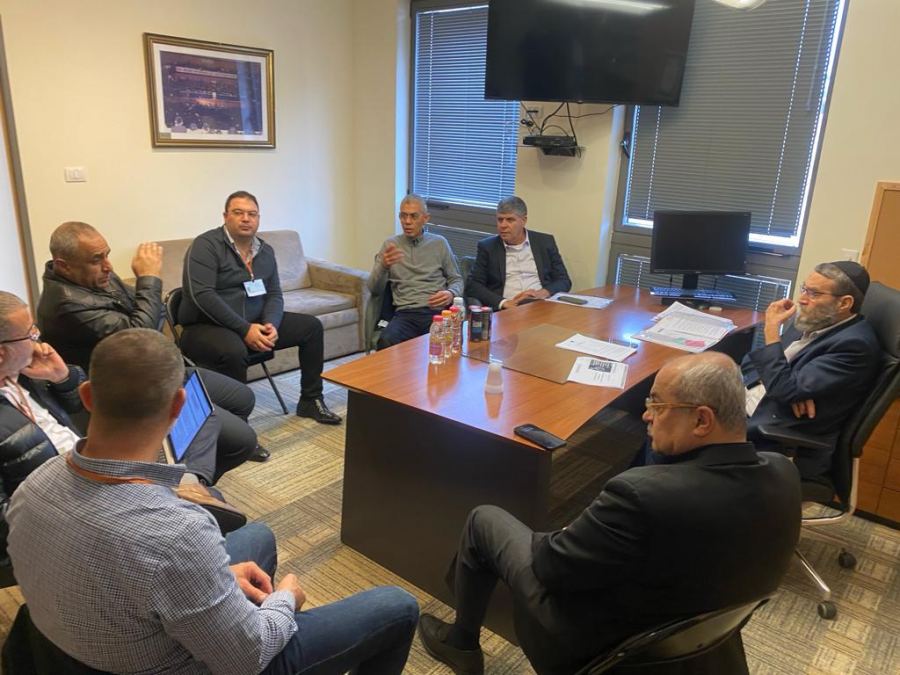 حشد معارضة في الكنيست لمواجهة تقليص ميزانيات السلطات المحلية